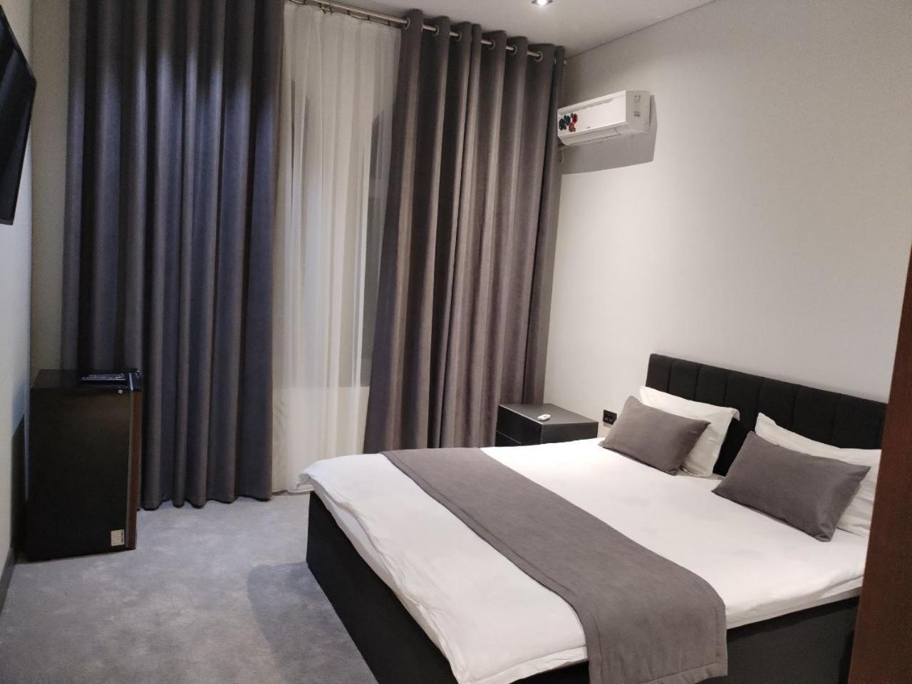 Guest House "Rohat Lux" Samarkand Ngoại thất bức ảnh